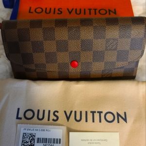❤ SOLD to @stacm919 Emile Wallet Damiere✨❤ AUTHENTIC ❣